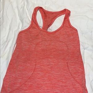 Lululemon tank!